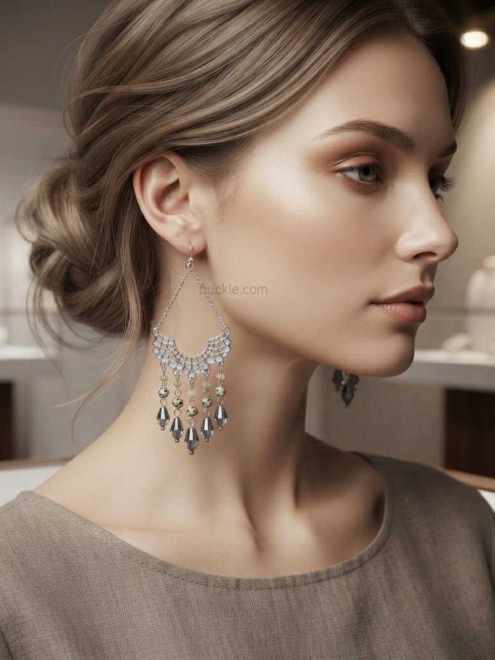 BKE fish hook silver pear-shape filigree chandelier earring